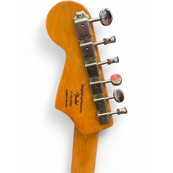 Used Squier Classic Vibe 1960S Stratocaster 3 Tone Sunburst Solid Body Electric Guitar