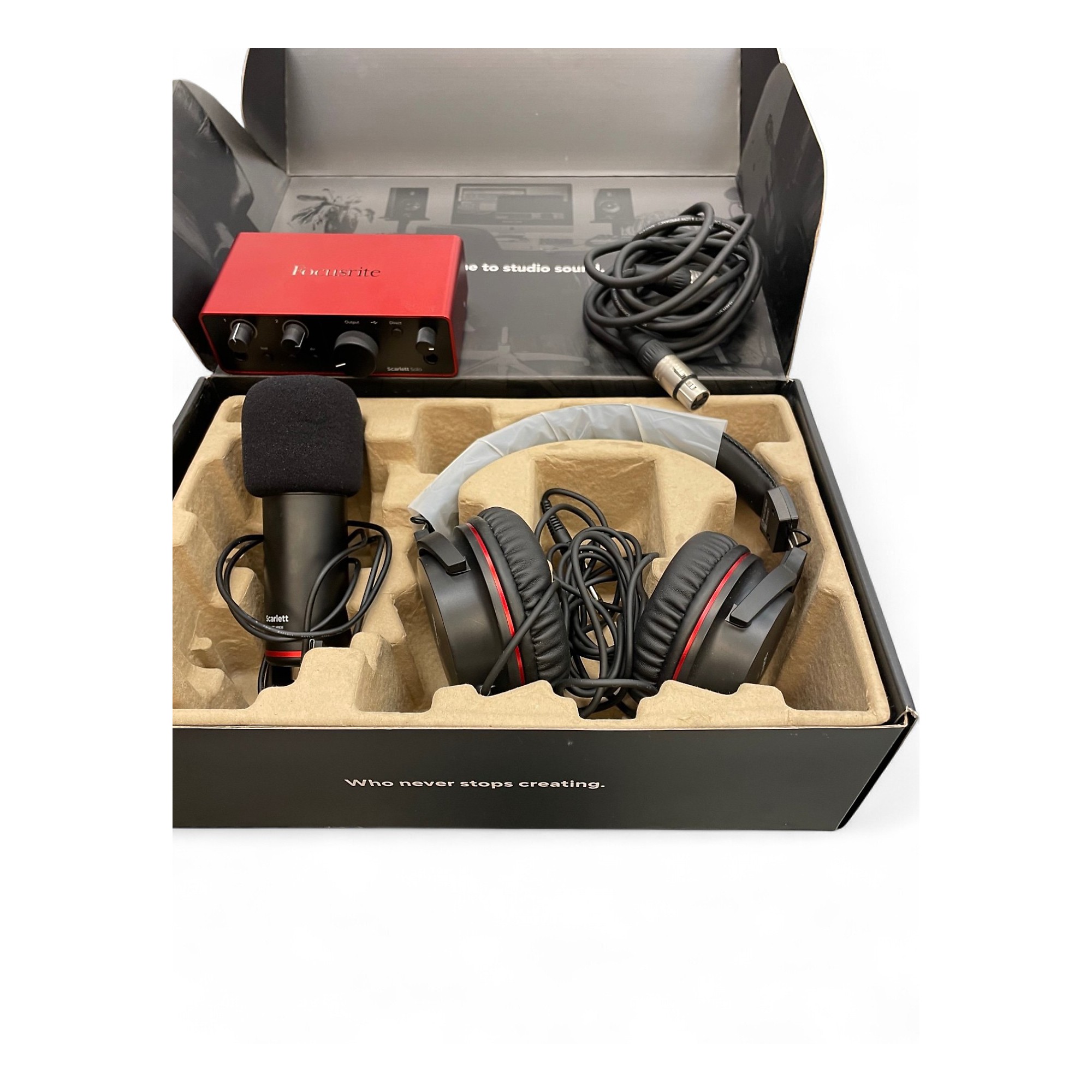 Used Focusrite Scarlett Solo Studio Gen 4 | Guitar Center