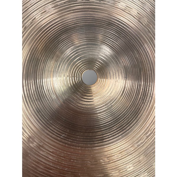 Used Zildjian 22in ride Cymbal