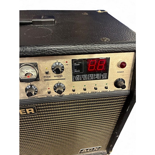 Used Behringer Ultracoustic ACX1000 Guitar Combo Amp