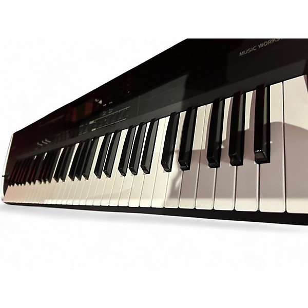 Used KORG i3 WORKSTATION Keyboard Workstation