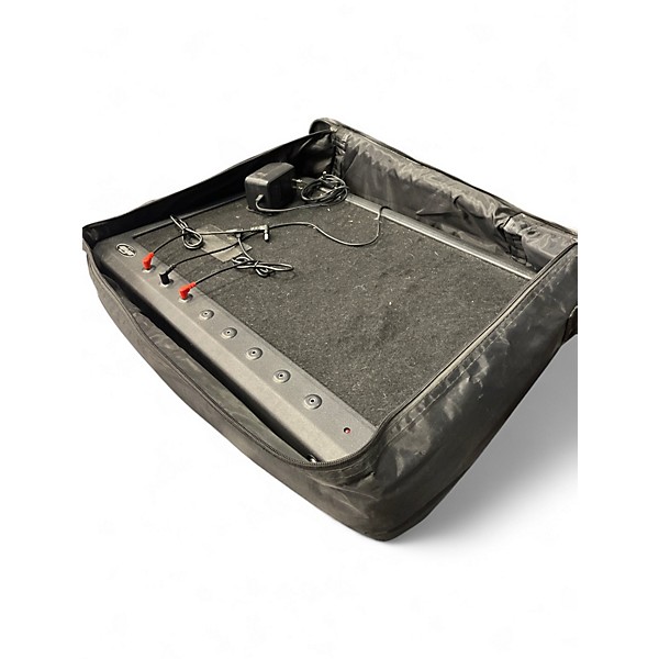 Used SKB PS-25 POWERED PEDALBOARD Pedal Board