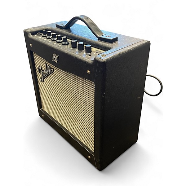Used Fender Mustang I V2 20W 1X8 Guitar Combo Amp