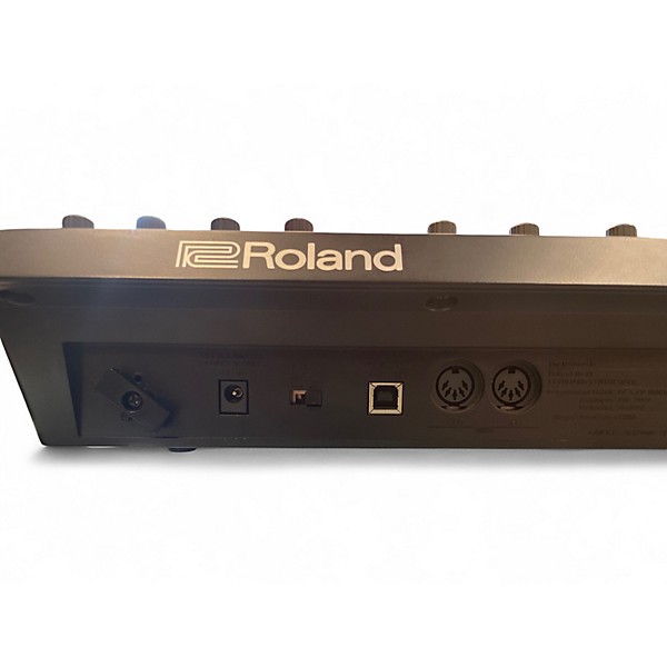 Used Roland JDXI Synthesizer