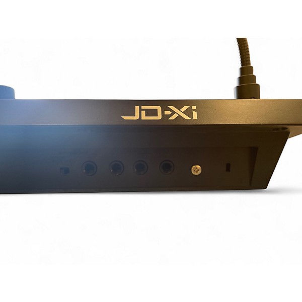 Used Roland JDXI Synthesizer