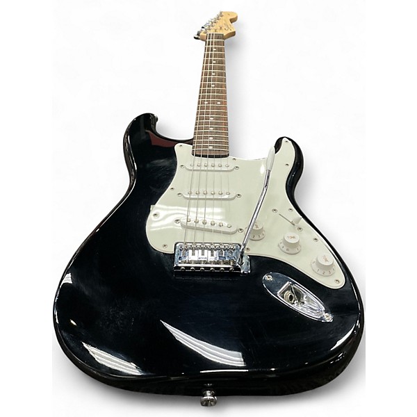 Used 2010s Squier Affinity Stratocaster Black  Solid Body Electric Guitar