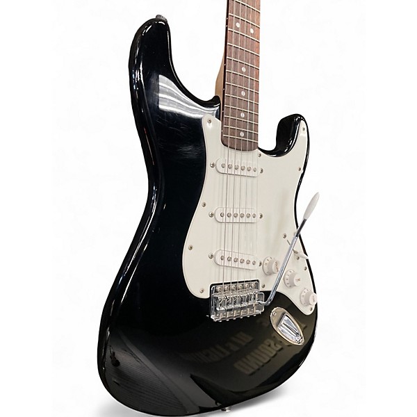 Used 2010s Squier Affinity Stratocaster Black  Solid Body Electric Guitar