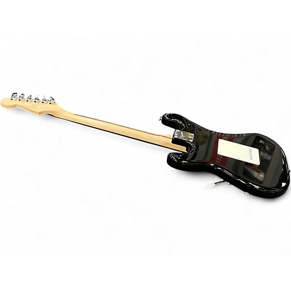 Used 2010s Squier Affinity Stratocaster Black  Solid Body Electric Guitar