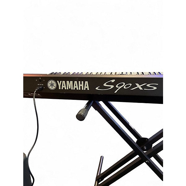 Used Yamaha S90XS 88 Key Synthesizer