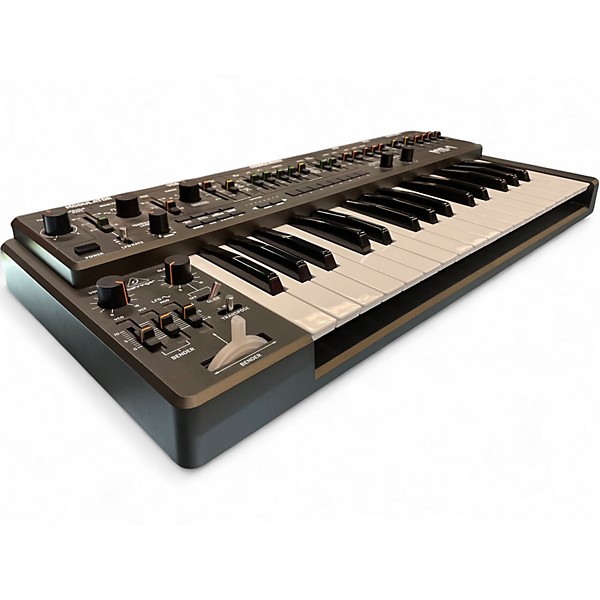 Used Behringer ms1 Synthesizer