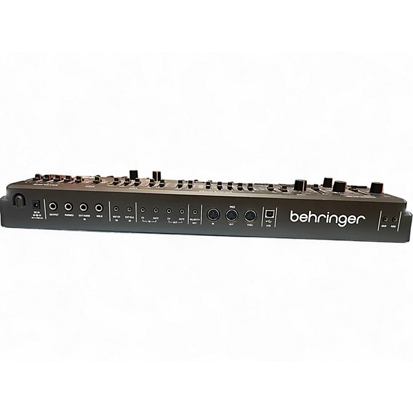 Used Behringer ms1 Synthesizer