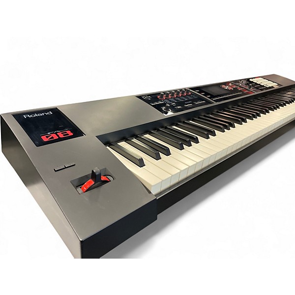 Used Roland FA08 Keyboard Workstation