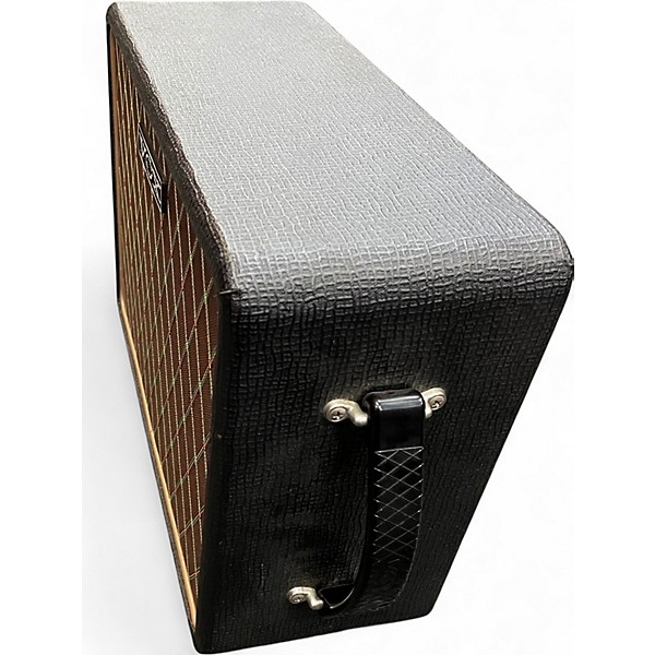 Used VOX V110NT Guitar Cabinet