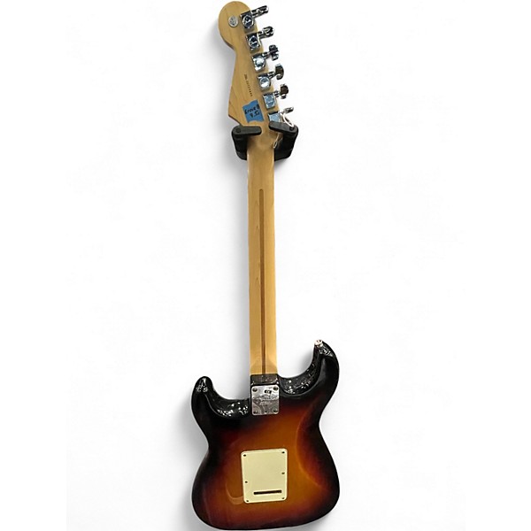 Used 2006 Fender American Standard Stratocaster 2 Tone Sunburst Solid Body Electric Guitar