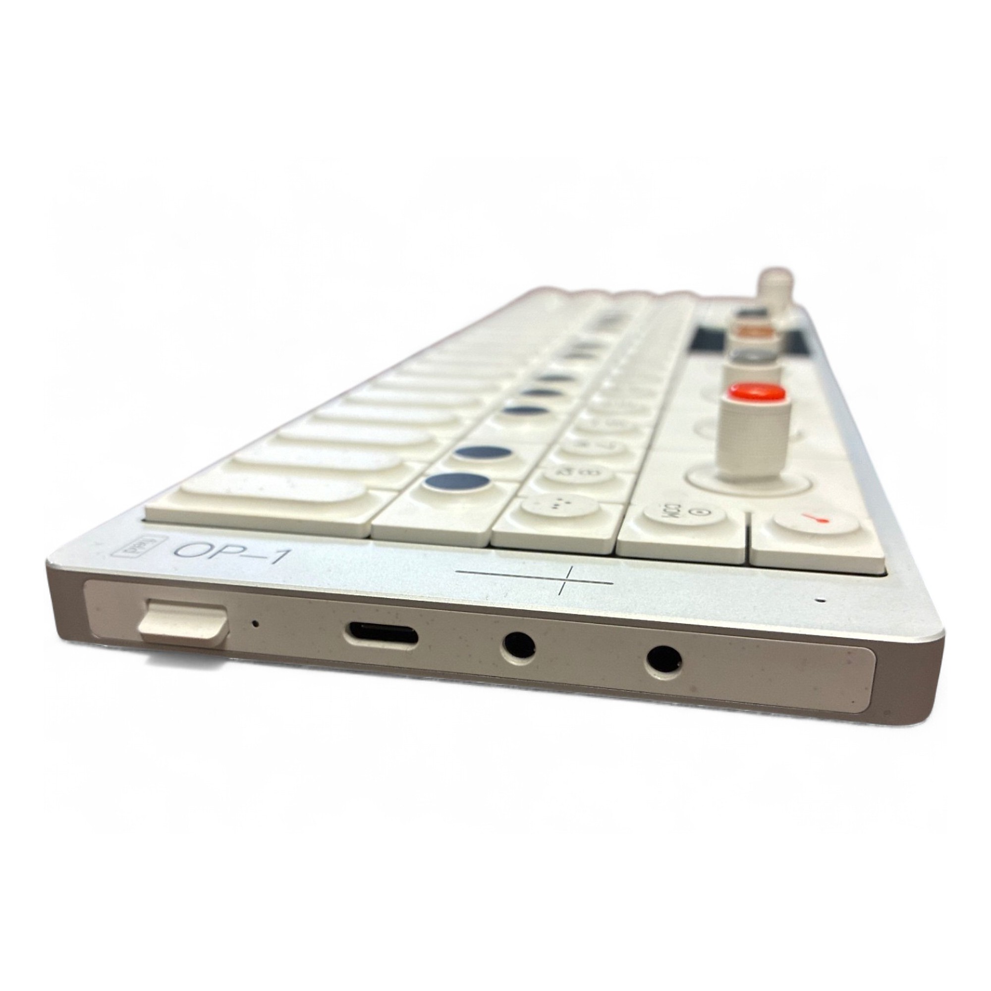 Used teenage engineering OP-1 Field Keyboard Workstation | Guitar