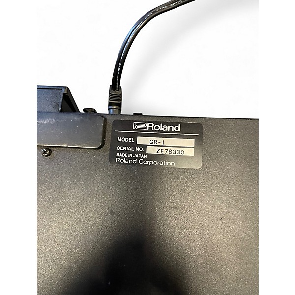 Used Roland GR-1 Synthesizer