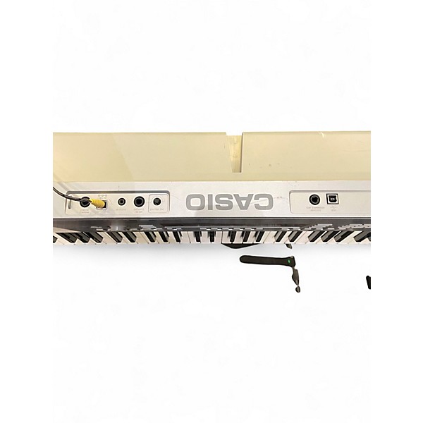 Used Casio WK-225 Digital Piano