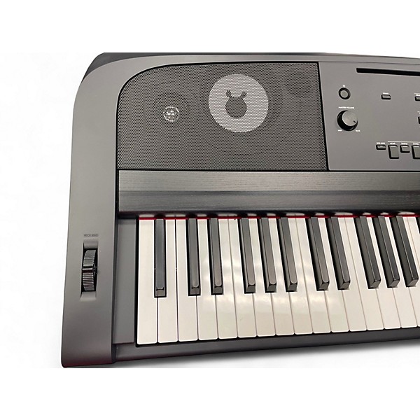 Used Yamaha DGX670 Stage Piano