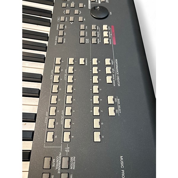 Used Yamaha MOFX8 88 Key Keyboard Workstation