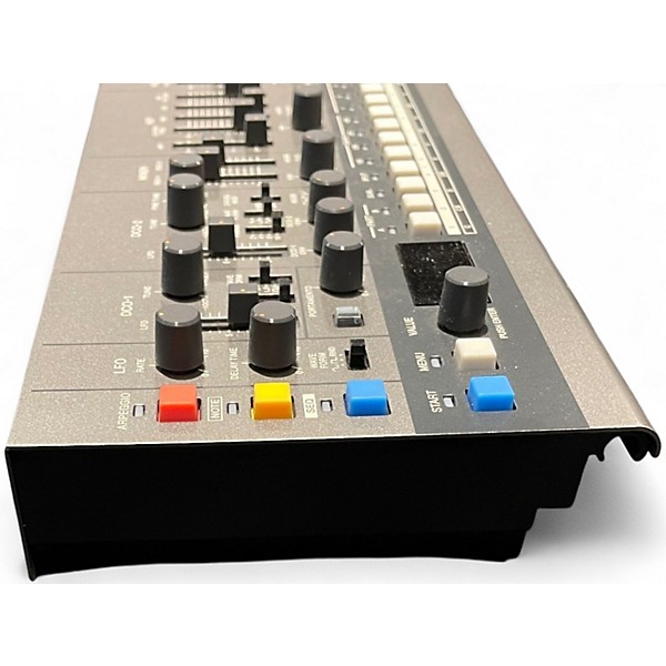Used Roland jx-08 Synthesizer