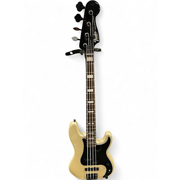 Used Fender Duff McKagan Signature Bass Cream Electric Bass Guitar