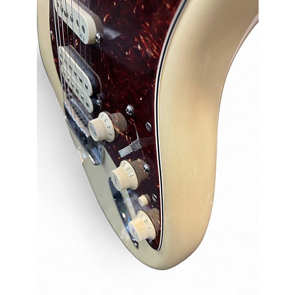 Used Fender American Deluxe Stratocaster Plus HSS Pearl White Solid Body Electric Guitar