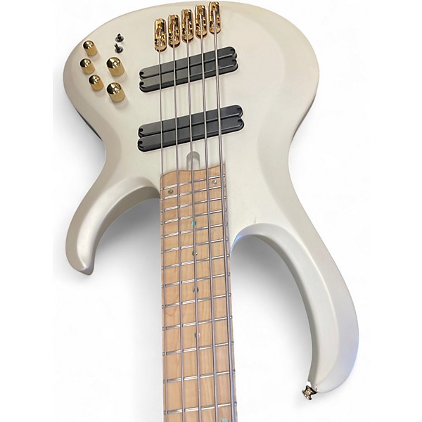 Used Ibanez BTB605MLM Pearl White Matte Electric Bass Guitar