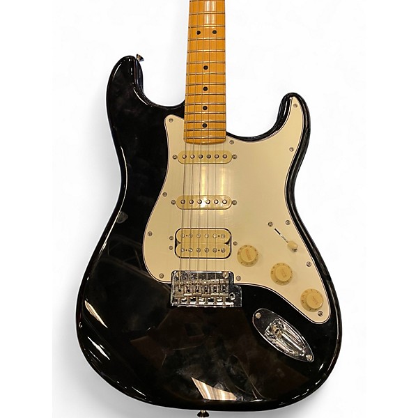 Used Fender PLAYER II STRATOCASTER HSS Black Solid Body Electric Guitar