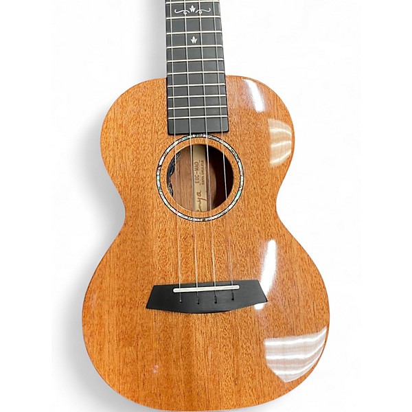 Used Enya EUC-MAD Natural Ukulele