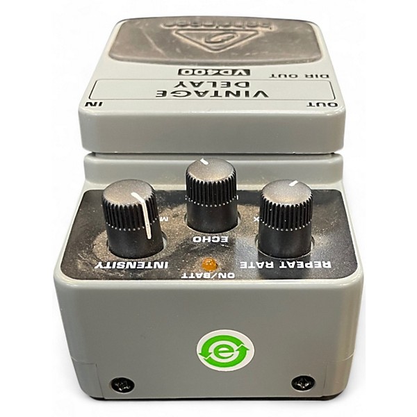 Used Behringer VD400 Vintage Delay Effect Pedal