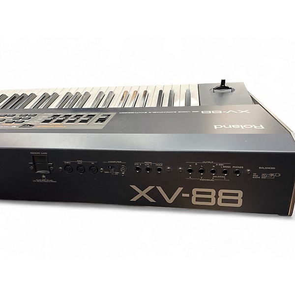 Used Roland XV88 Synthesizer