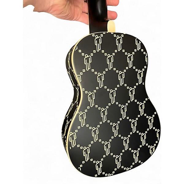 Used Fender billie eilish Black Ukulele