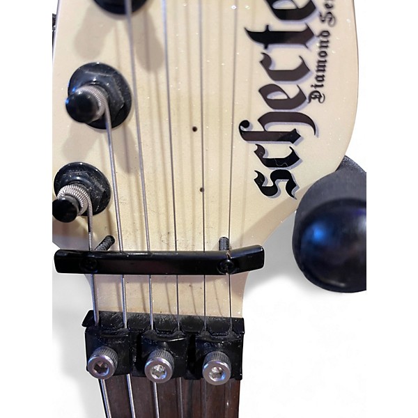 Used Schecter Guitar Research SUN VALLEY SUPER SHREDDER PT White Solid Body Electric Guitar