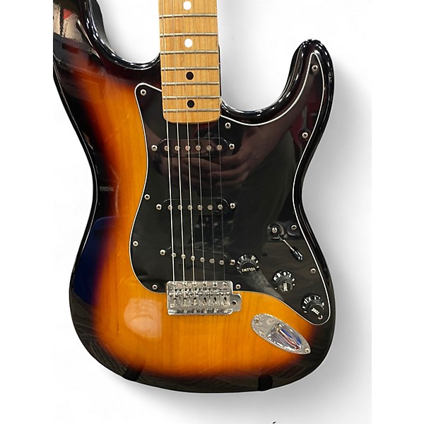 Vintage 1979 Fender STRATOCASTER Vintage Sunburst Solid Body Electric Guitar