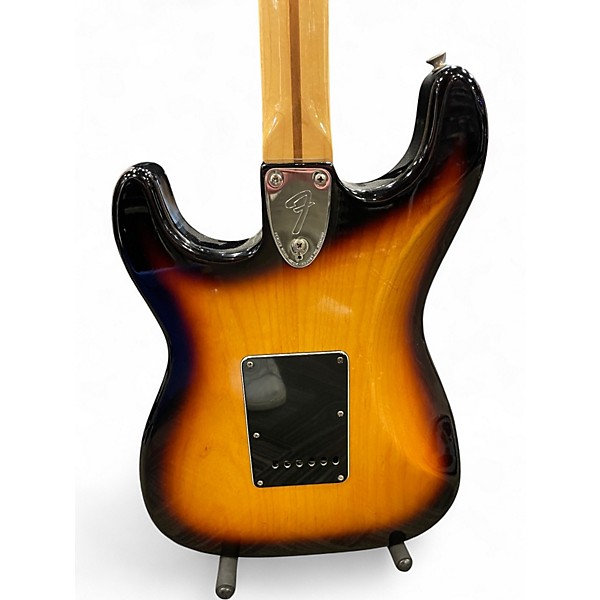Vintage 1979 Fender STRATOCASTER Vintage Sunburst Solid Body Electric Guitar