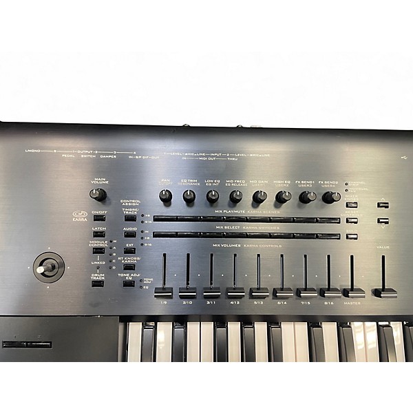 Used KORG KRONOS 61 Key Keyboard Workstation