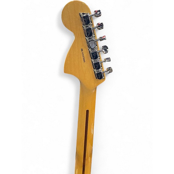 Used Fender Artist Series Yngwie Malmsteen Stratocaster Vintage White Solid Body Electric Guitar