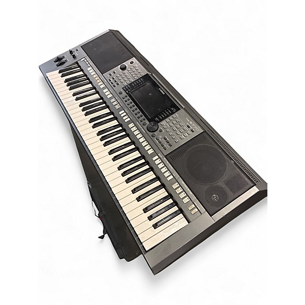 Used Yamaha PSRS-770 Keyboard Workstation