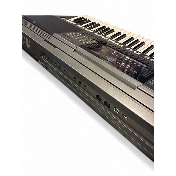 Used Yamaha PSRS-770 Keyboard Workstation