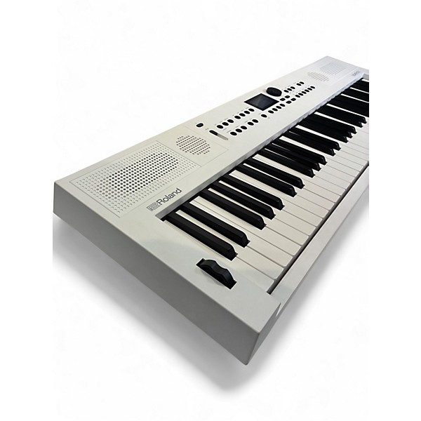 Used Roland GO:KEYS5 Keyboard Workstation