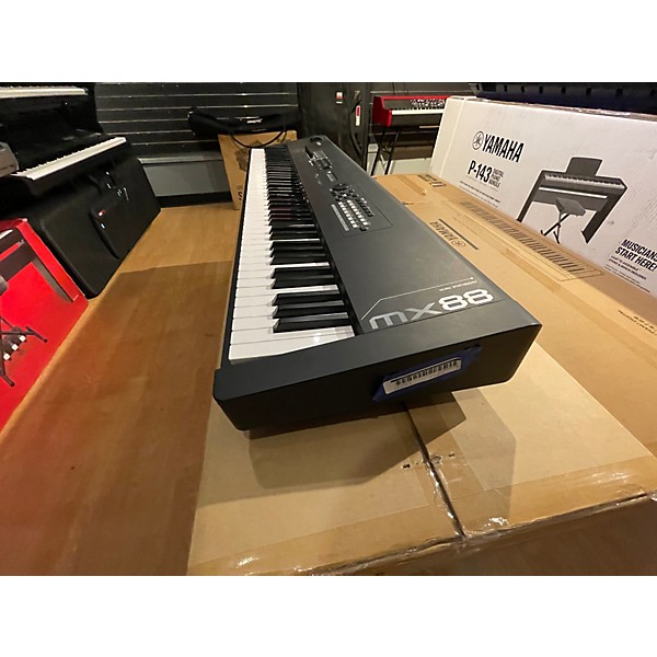 Used Yamaha MX88 Synthesizer
