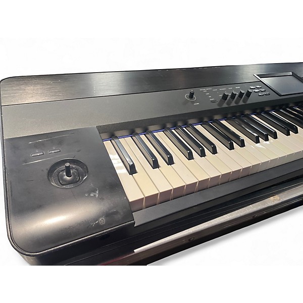 Used KORG Krome 61 Key Keyboard Workstation