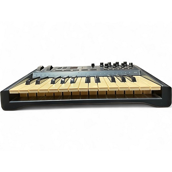 Used M-Audio Oxygen 25 Key MIDI Controller