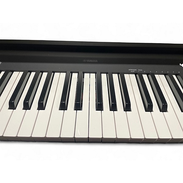 Used Yamaha P145BT Arranger Keyboard