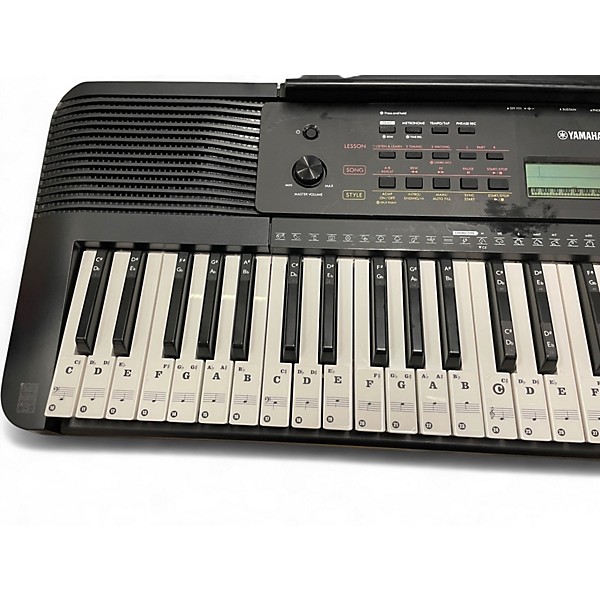 Used Yamaha PSRE273 Portable Keyboard