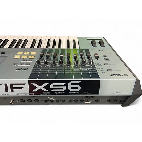Used Yamaha Motif XS6 61 Key Keyboard Workstation