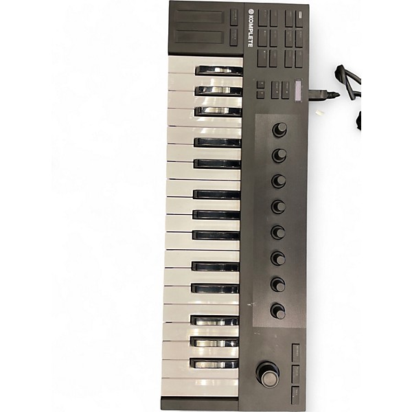 Used Native Instruments KOMPLETE M32 MIDI Controller