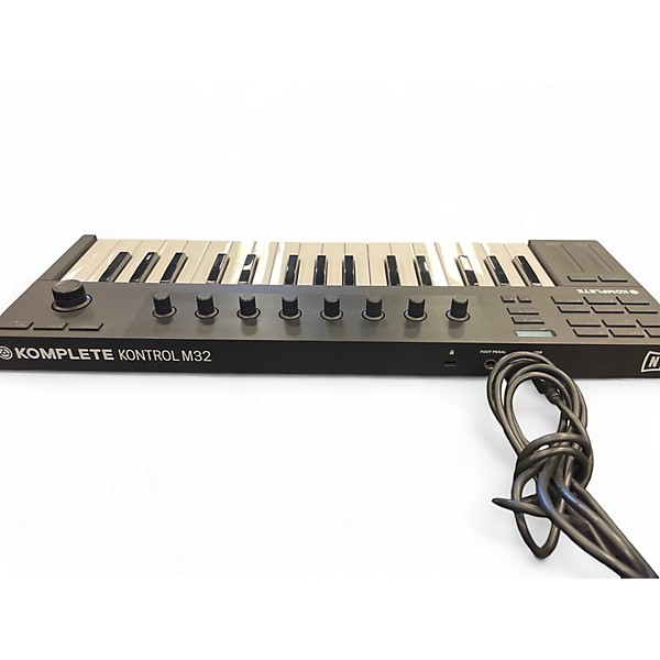 Used Native Instruments KOMPLETE M32 MIDI Controller