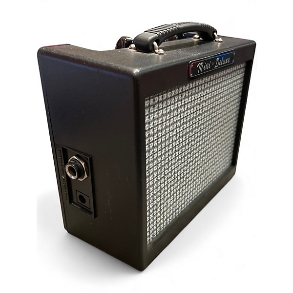 Used Fender MD-20 Battery Powered Amp
