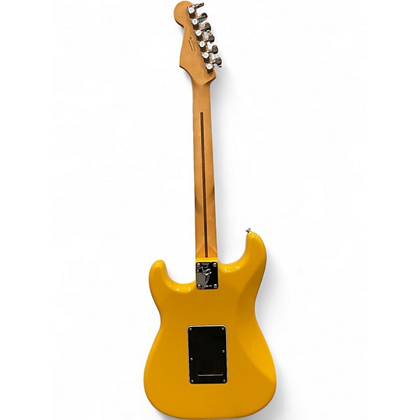 Used 2025 Fender PLAYER II MODIFIED STRATOCASTER SUNSHINE YELLOW Solid Body Electric Guitar